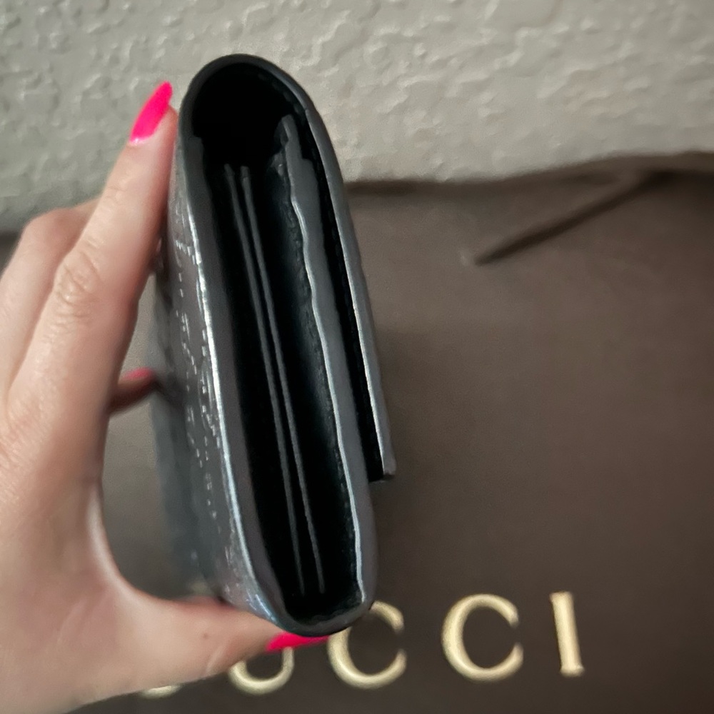 ❌SOLD❌Gucci Guccissima Wallet - Picture 4 of 9